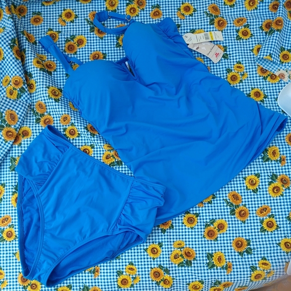 Tommy Bahama Blue Women's Swimsuit - Picture 8 of 11